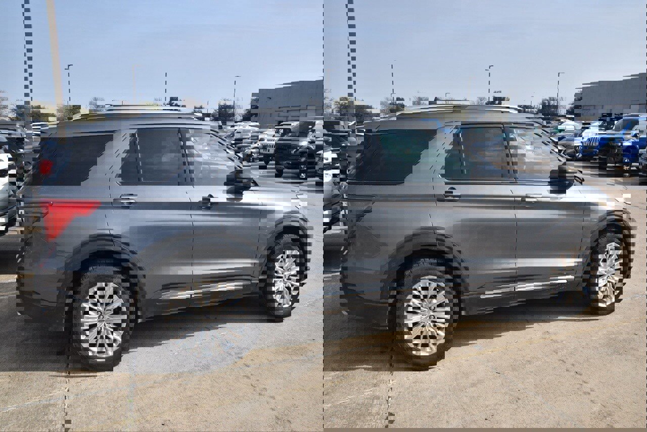 Certified 2023 Ford Explorer Limited w/ Limited Technology Package image 6
