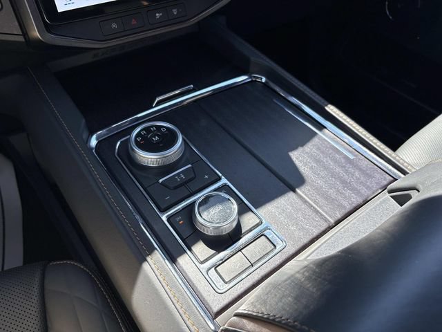 Certified 2023 Ford Expedition Max Platinum AWD/4WD image 35