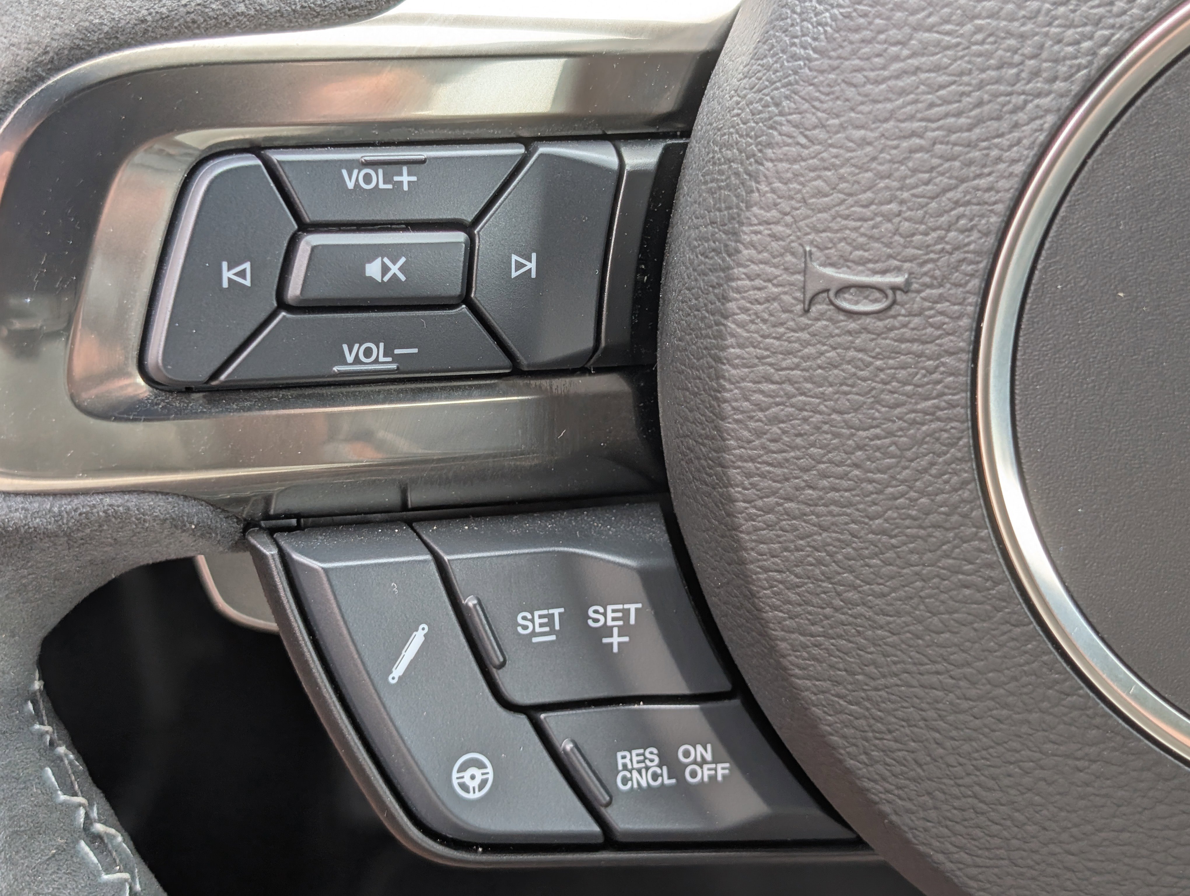 Certified 2021 Ford Mustang Shelby GT500 w/ Carbon Fiber Handling Package image 20