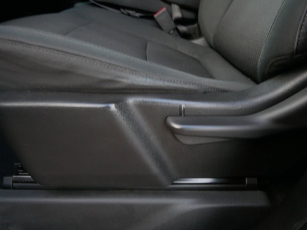 Used 2020 Chevrolet Silverado 1500 Custom w/ Custom Convenience Package image 13