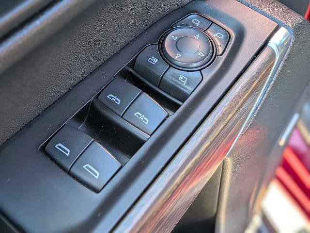 Used 2020 Chevrolet Silverado 1500 High Country w/ Technology Package image 17