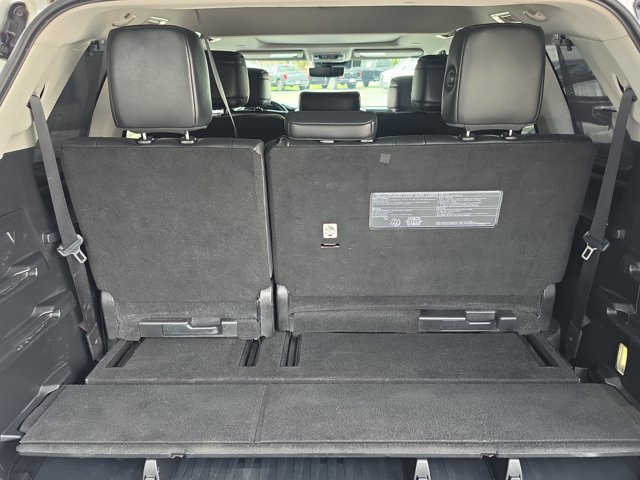 Used 2024 Toyota Sequoia Limited w/ Tow Technology Package AWD/4WD image 8
