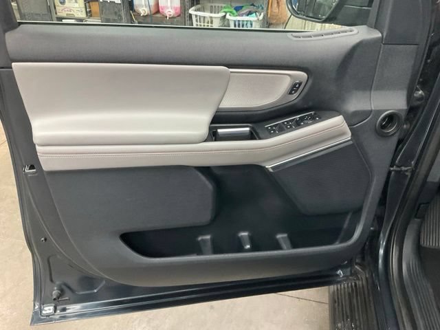 Certified 2025 Ford Expedition Max Active AWD/4WD image 5