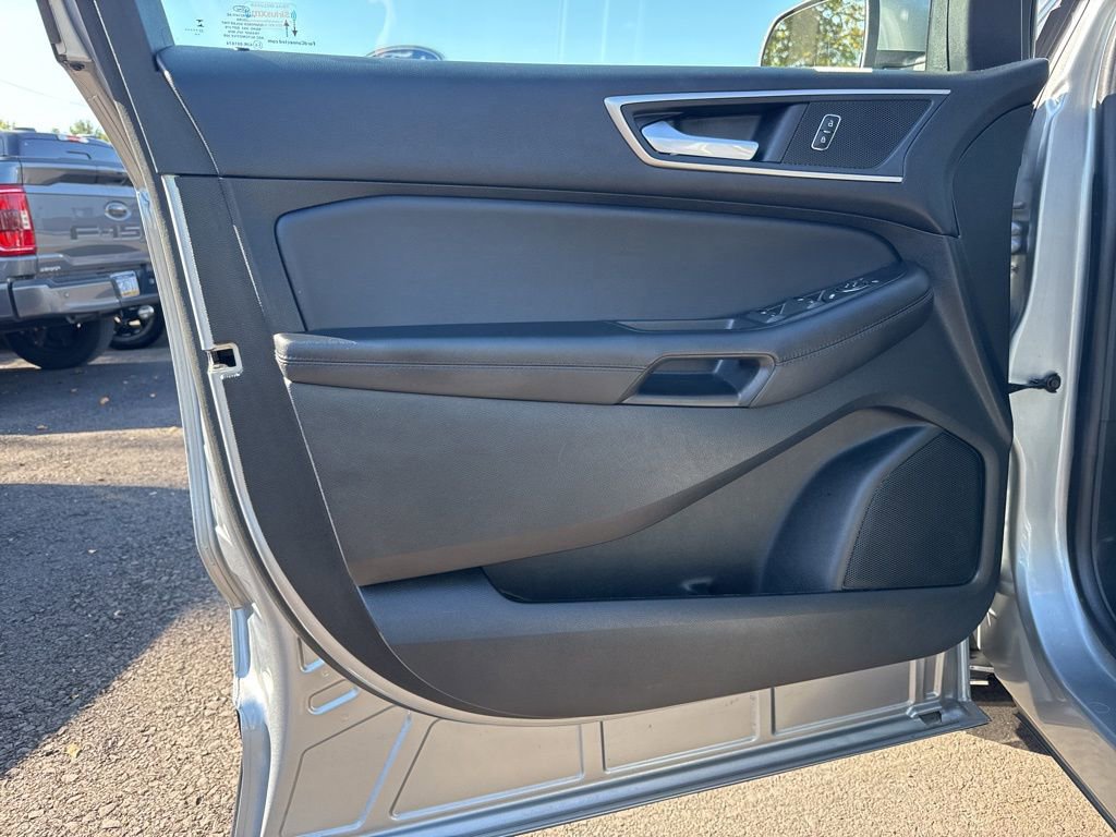 Certified 2024 Ford Edge SEL w/ Convenience Package image 16
