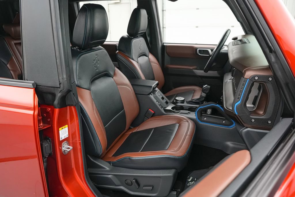 Certified 2022 Ford Bronco Outer Banks w/ Sasquatch Package AWD/4WD image 28