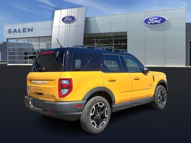 Certified 2022 Ford Bronco Sport Outer Banks w/ Tech Package AWD/4WD image 3