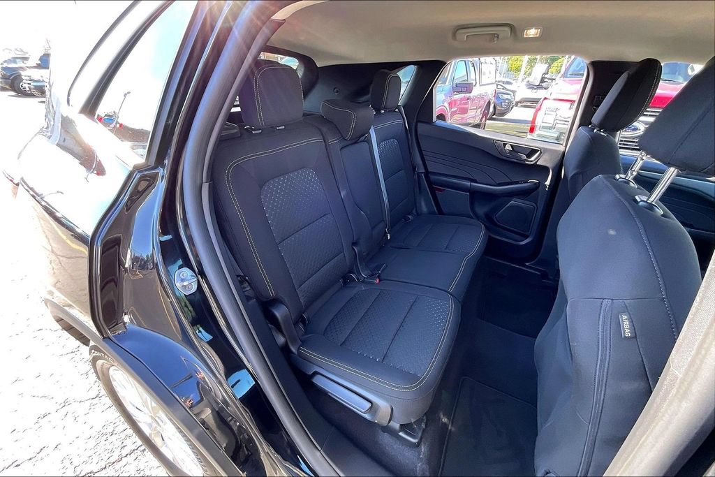 Certified 2023 Ford Escape Active AWD/4WD image 26