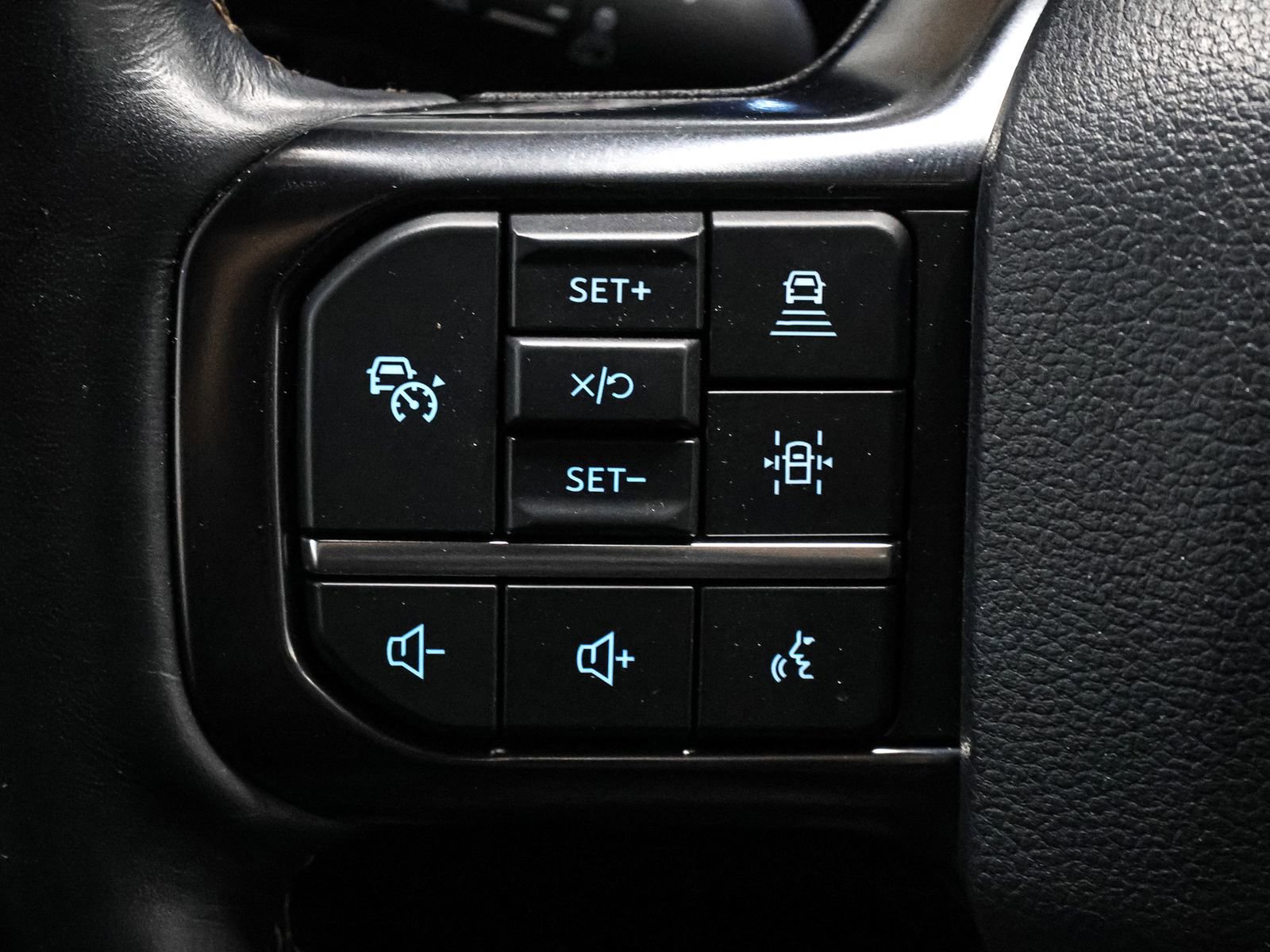 Certified 2024 Ford Expedition Max Platinum AWD/4WD image 38