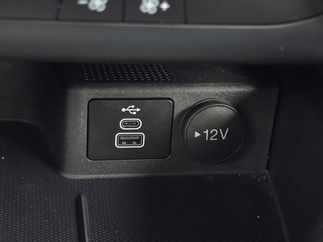 Certified 2025 Ford Escape ST-Line AWD/4WD image 23