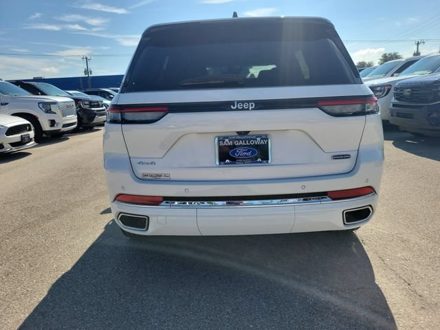 Used 2024 Jeep Grand Cherokee Overland AWD/4WD image 5