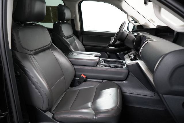Certified 2025 Ford Expedition Active AWD/4WD image 25