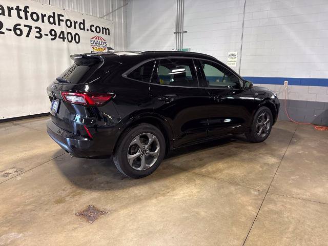 Certified 2023 Ford Escape ST-Line AWD/4WD image 4