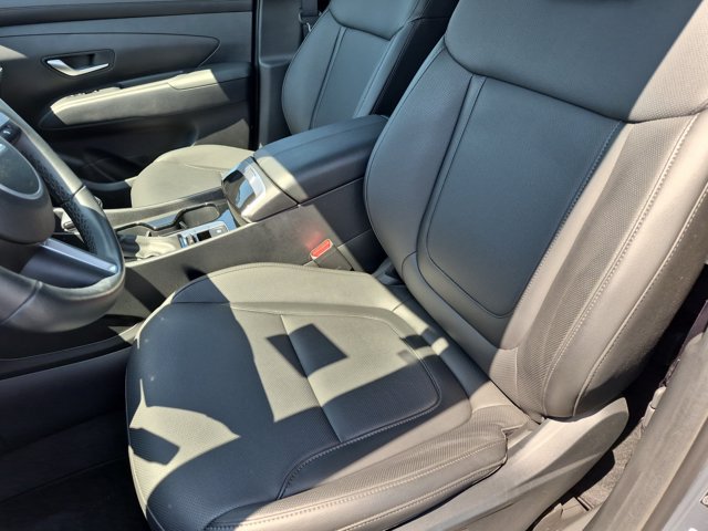 Used 2025 Hyundai Tucson SEL AWD/4WD image 16