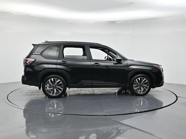 Used 2025 Subaru Forester Touring w/ Popular Package - Touring AWD/4WD image 2
