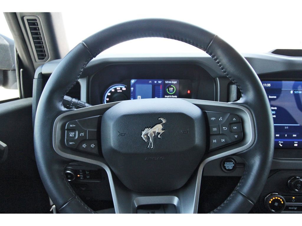 Certified 2024 Ford Bronco Black Diamond AWD/4WD image 16