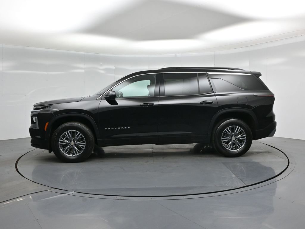 Used 2024 Chevrolet Traverse LT image 22