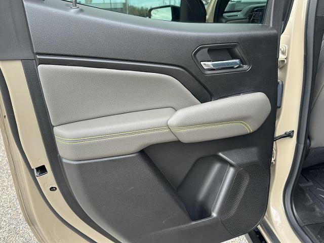 Used 2024 Chevrolet Colorado ZR2 w/ Technology Package image 43