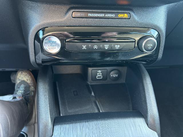 Certified 2025 Ford Escape Platinum AWD/4WD image 19