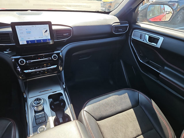 Certified 2023 Ford Explorer ST-Line w/ Class IV Trailer Tow Package image 15