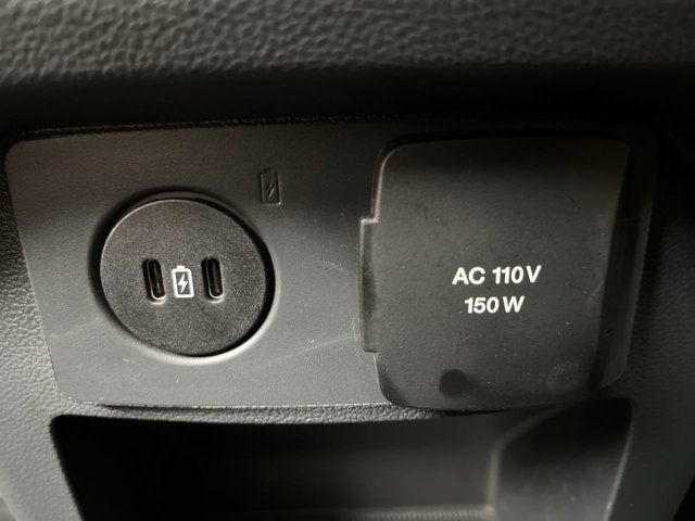 Certified 2025 Ford Explorer Platinum AWD/4WD image 15