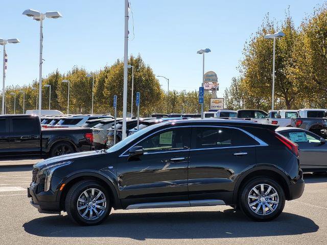Used 2022 Cadillac XT4 Premium Luxury w/ Safety Alert Package AWD/4WD image 7