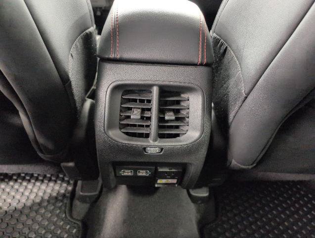 Used 2021 Jeep Cherokee Trailhawk AWD/4WD image 23