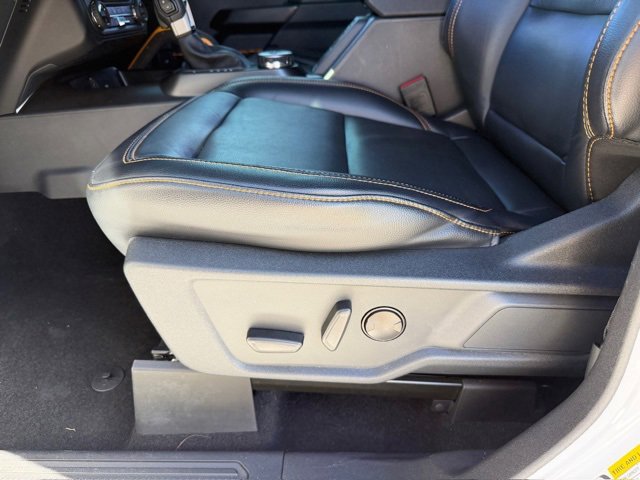 Certified 2024 Ford Bronco Badlands image 9