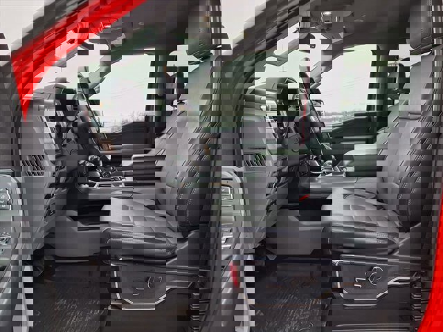 Certified 2021 Ford F150 Lariat w/ Equipment Group 502A High image 24