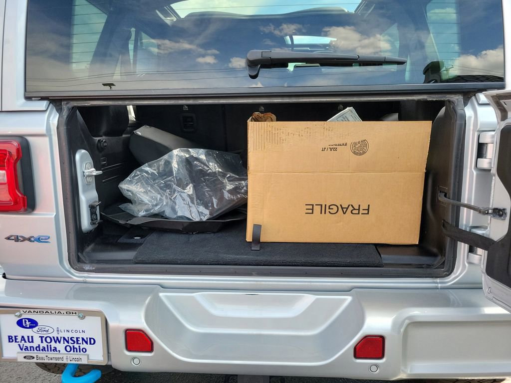 Used 2024 Jeep Wrangler High Altitude AWD/4WD image 10