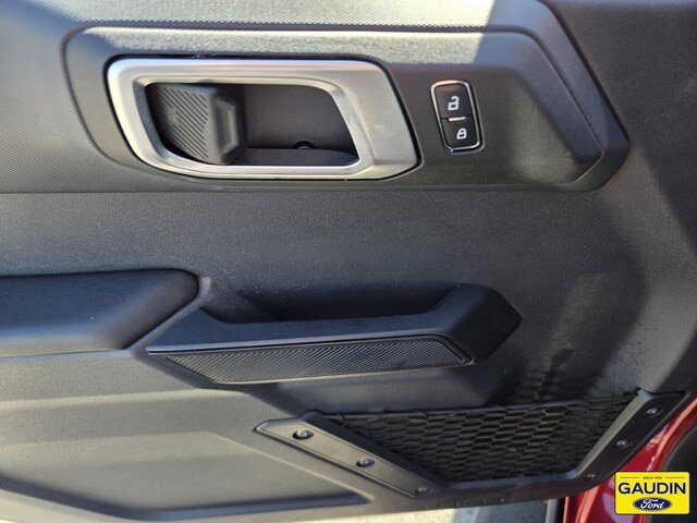 Certified 2025 Ford Bronco Big Bend w/ Black Diamond Package AWD/4WD image 18