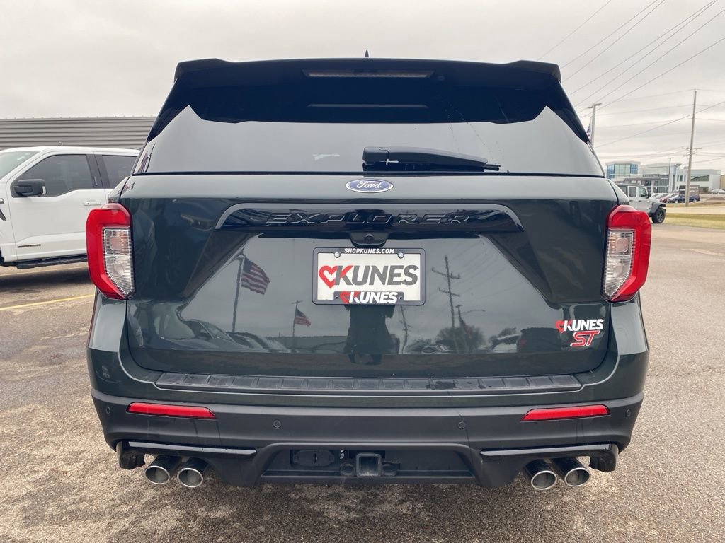 Certified 2023 Ford Explorer ST w/ Technology Package image 7