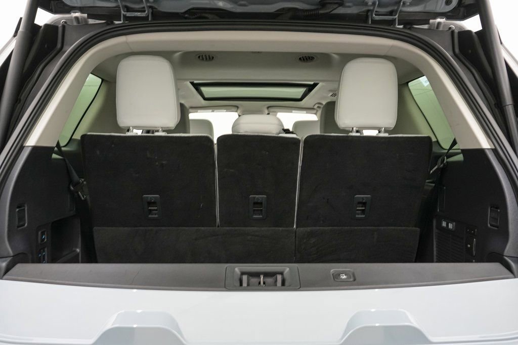 Certified 2025 Ford Expedition Platinum image 23