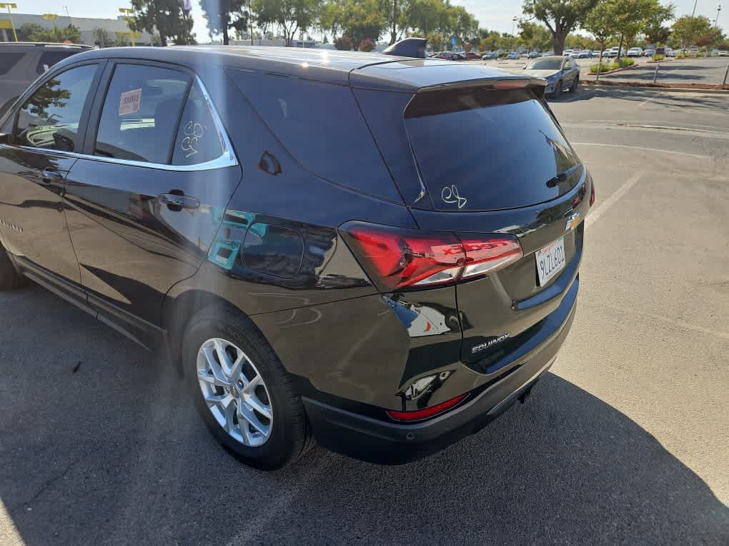 Used 2024 Chevrolet Equinox LT AWD/4WD image 5
