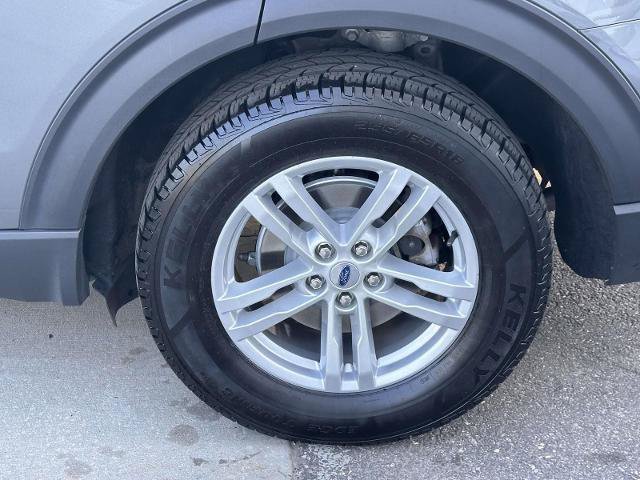 Certified 2023 Ford Explorer XLT w/ Class IV Trailer Tow Package AWD/4WD image 10