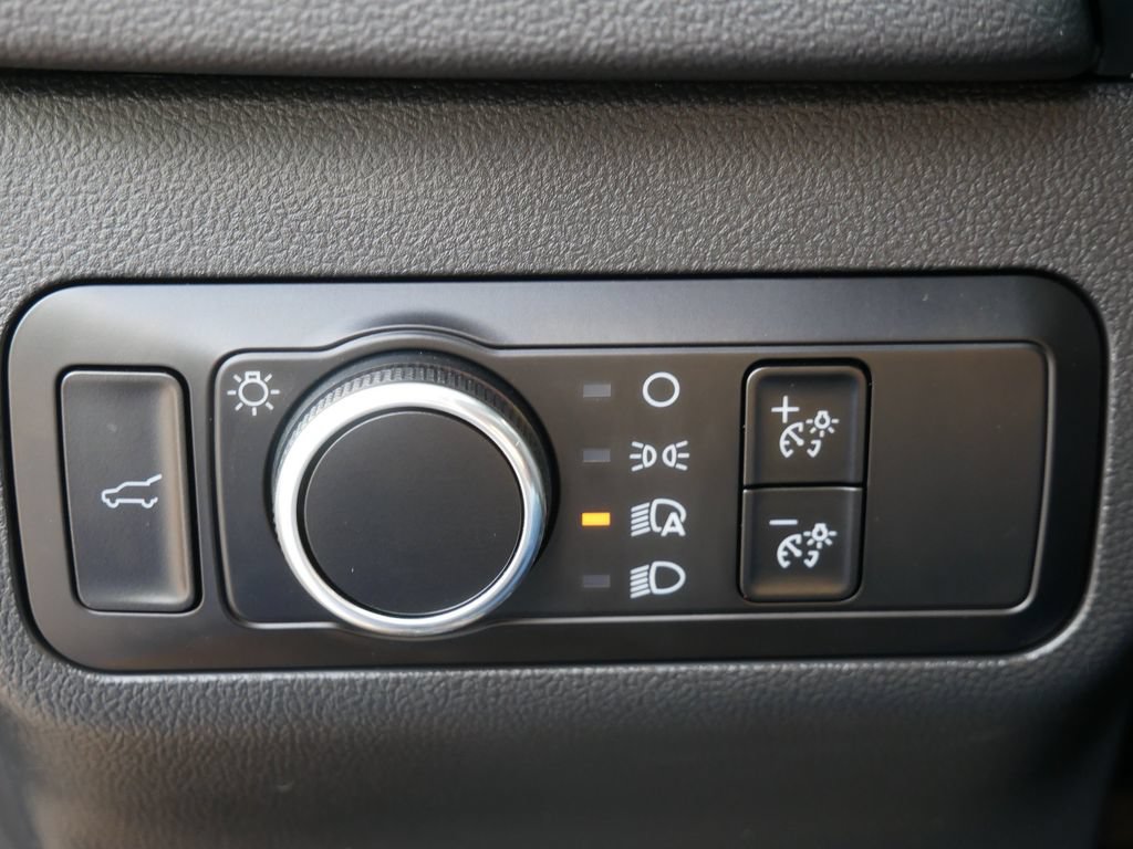 Certified 2025 Ford Escape Active w/ Cold Weather Package AWD/4WD image 18