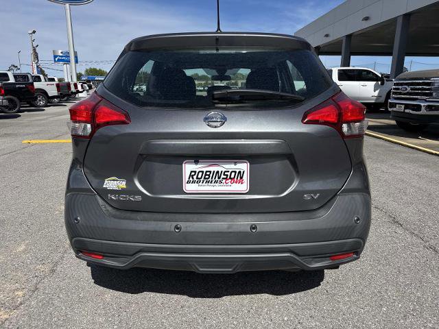Used 2020 Nissan Kicks SV image 6