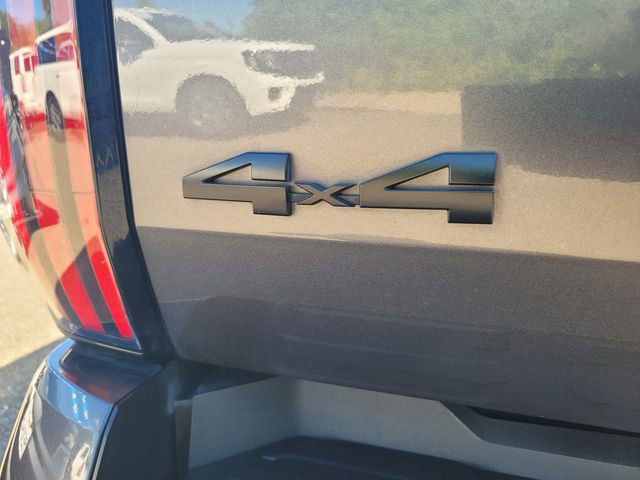 Used 2022 Toyota Tundra Platinum w/ Advanced Package AWD/4WD image 7