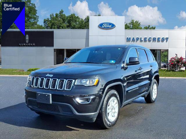 Used 2020 Jeep Grand Cherokee Laredo image 1