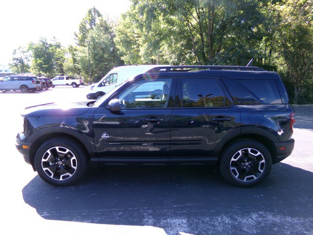 Certified 2023 Ford Bronco Sport Outer Banks w/ Tech Package AWD/4WD image 6