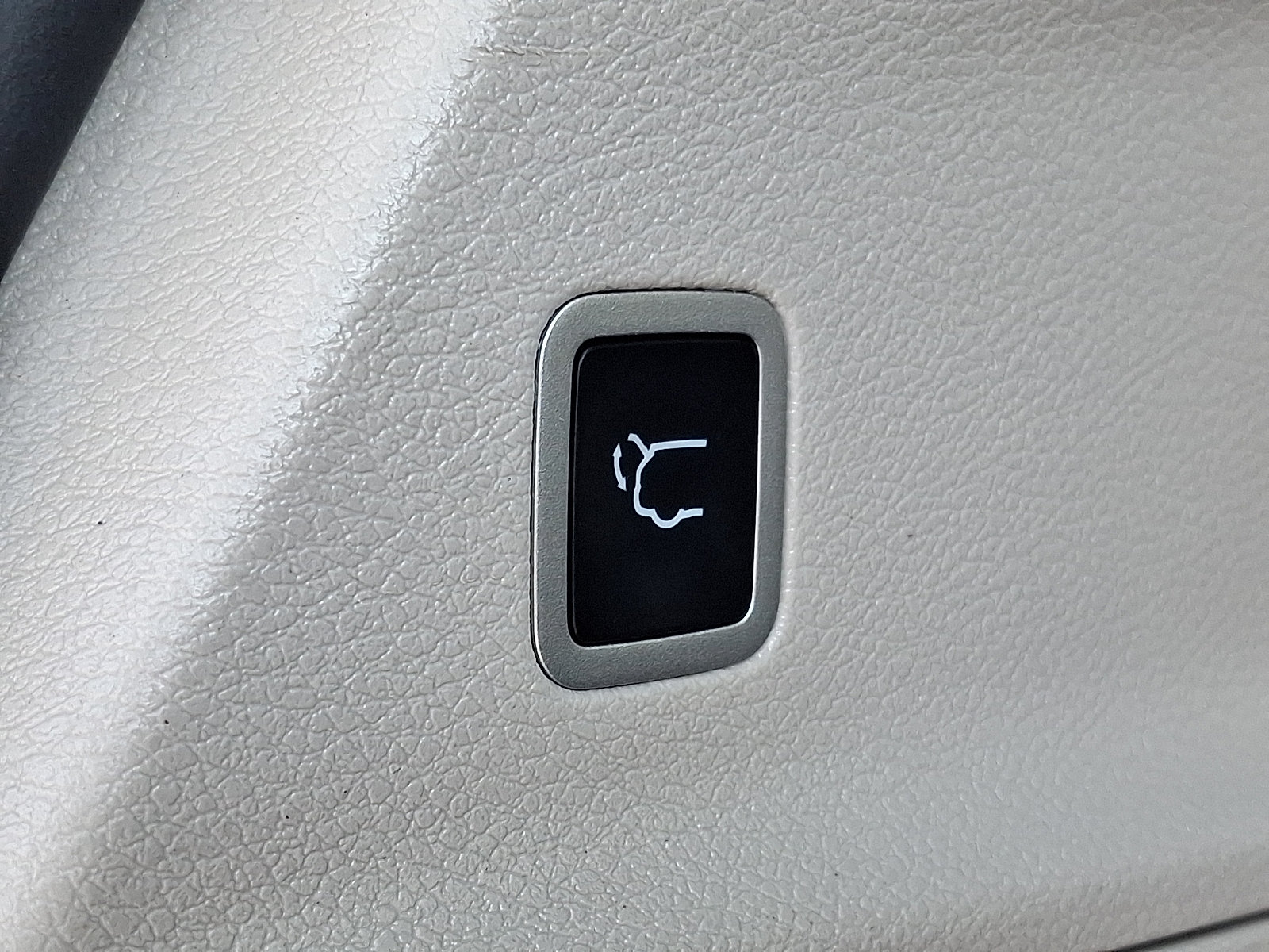 Used 2024 Chrysler Pacifica Touring-L FWD image 33