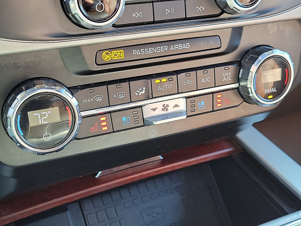 Certified 2022 Ford F450 King Ranch w/ King Ranch Ultimate Package AWD/4WD image 19