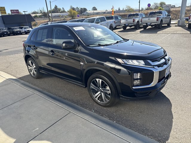 Used 2025 Mitsubishi Outlander Sport AWD image 7