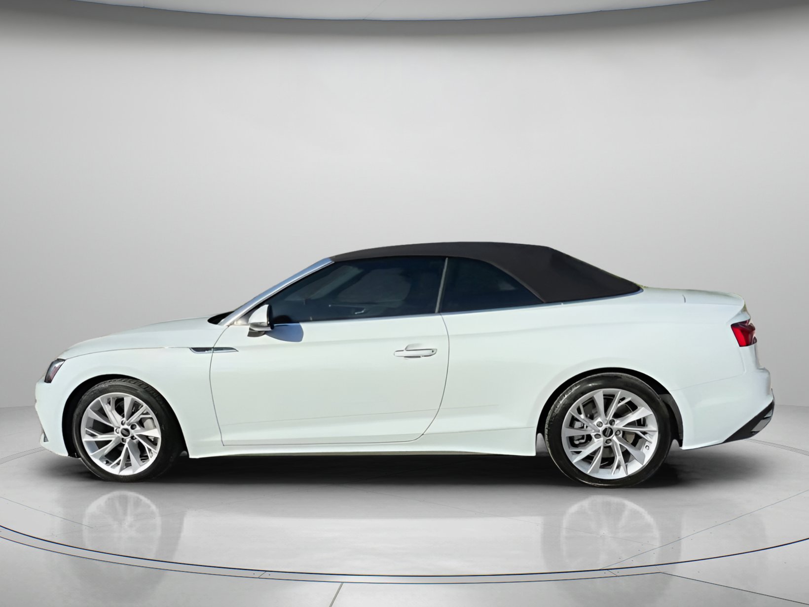 Used 2022 Audi A5 2.0T Premium image 17