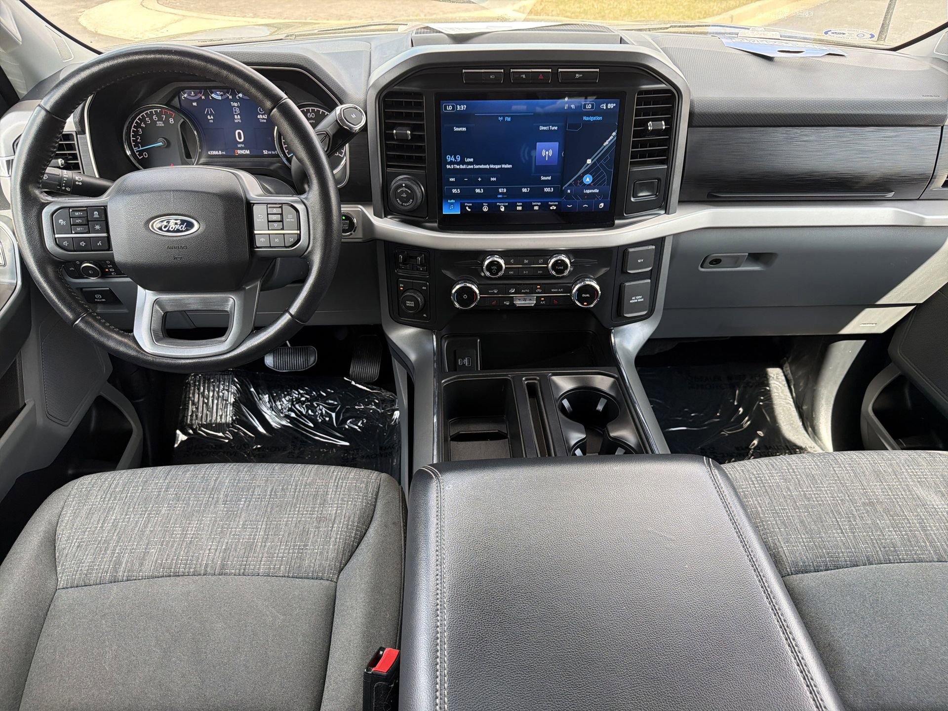 Certified 2022 Ford F150 XLT w/ Equipment Group 302A High image 9