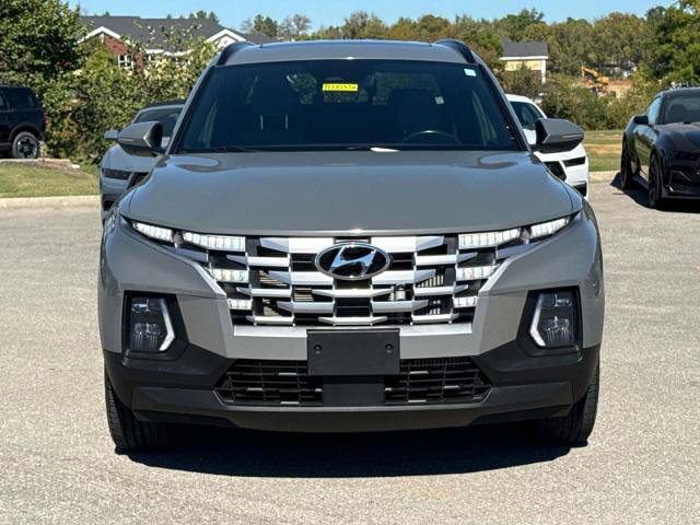 Used 2023 Hyundai Santa Cruz SEL Premium image 2