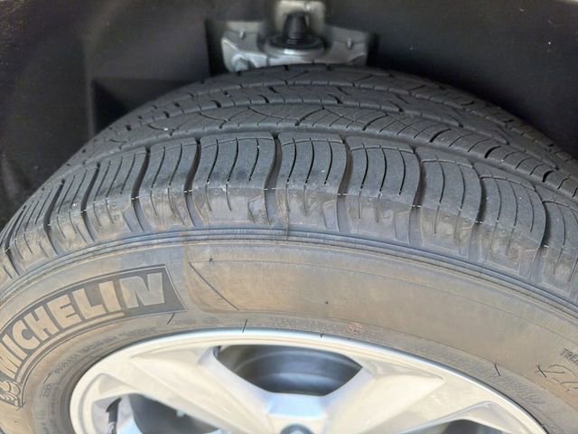 Certified 2024 Ford Edge SE AWD/4WD image 30