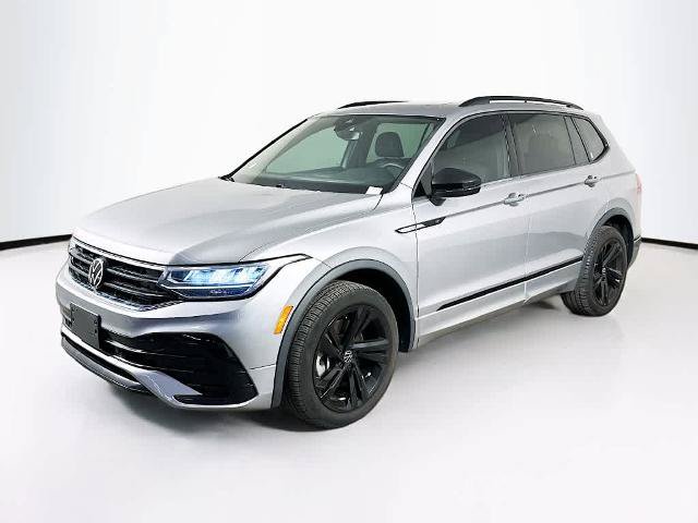 Used 2023 Volkswagen Tiguan SE R-Line