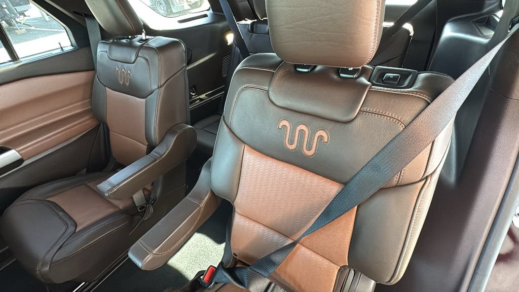 Certified 2023 Ford Explorer King Ranch RWD image 24