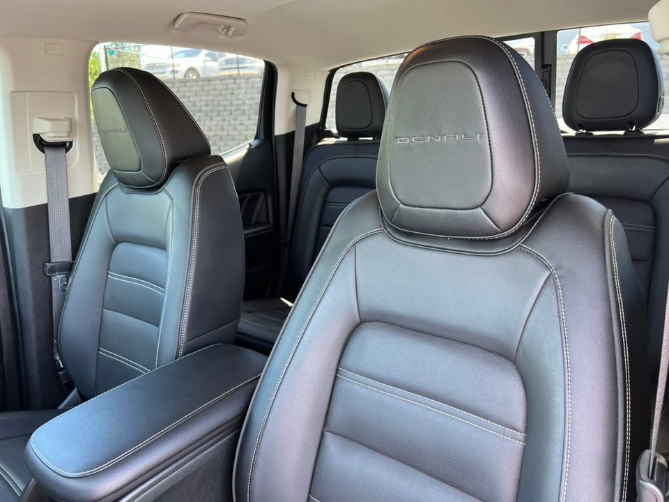 Used 2022 GMC Canyon Denali AWD/4WD image 13