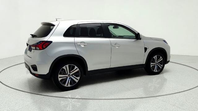 Used 2025 Mitsubishi Outlander Sport AWD image 8